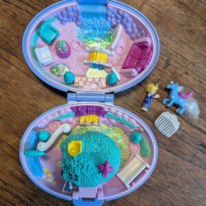 Polly Pocket Unicorn Forest